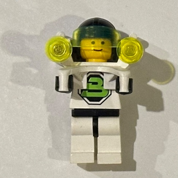 LEGO🚀🧑‍🚀 Blacktron 2 Spaceman Minifigure w/ Jet Pack (sp051 or sp055) - Picture 12 of 16
